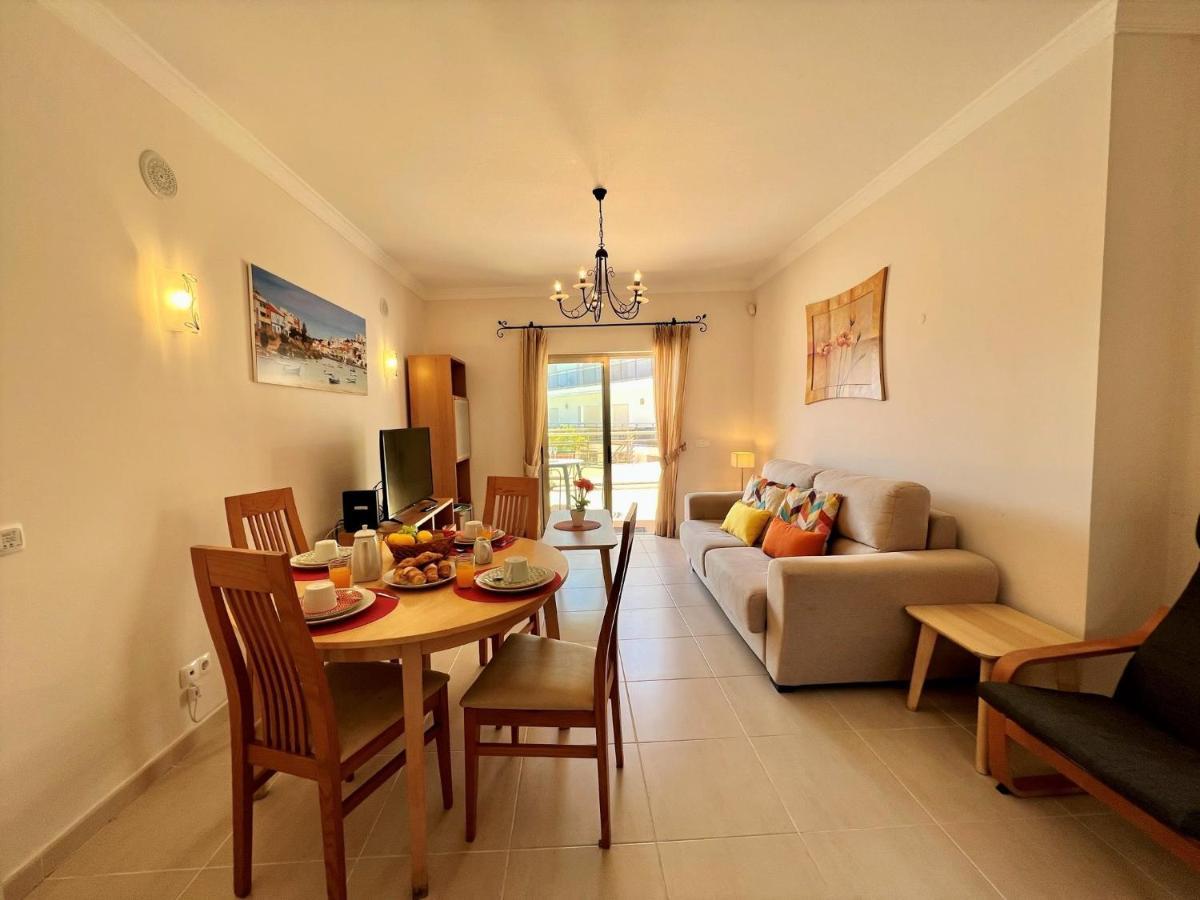 Appartement Terrace With Pool By Homing Albufeira